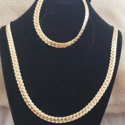 18k Gold 45cm Necklace And 20cm Bracelet 6mm Flat.