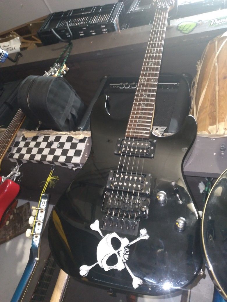 Fender Squier Showmaster Electric Guitar