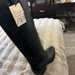 Zara Boots 8.5 Size Retail $120
