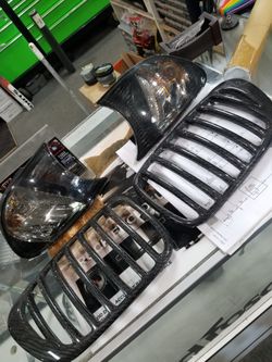 BMW Front Corner Lights And Grilles