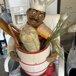 Big Chef Statue