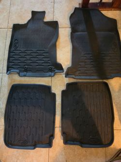 Subaru Outback 6th Gen Genuine OEM All-Weather Mat Set (5-Piece) - Like New