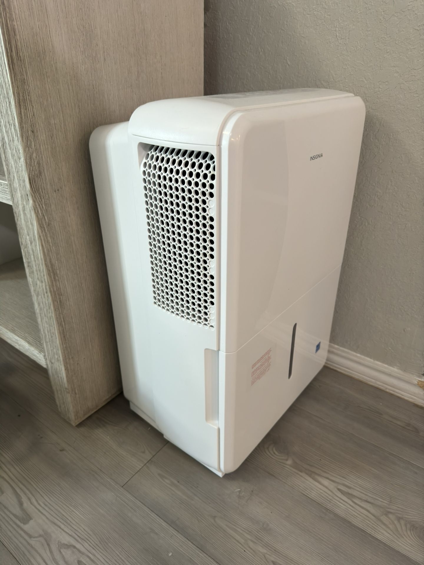 Dehumidifier 