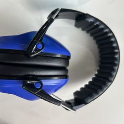 Noice Cancelled Headphones For Children