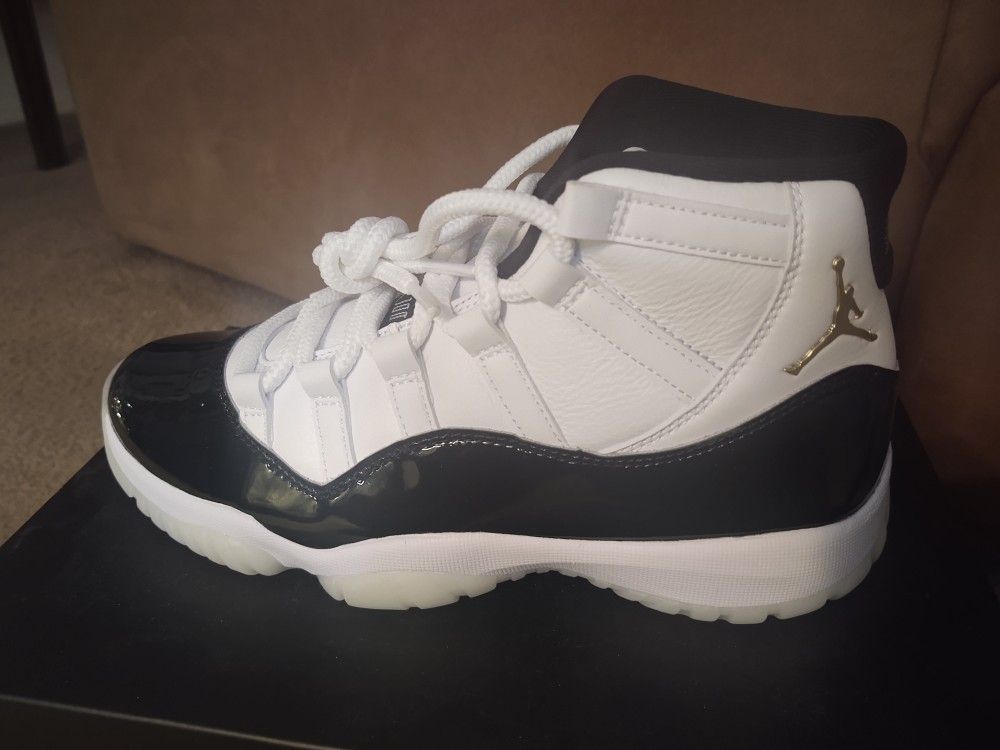 Air Jordan Retro 11 Gratitude