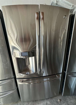 GE Stainless French Door Refrigerator w/ Ice & Water – Deal