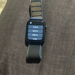 Apple Watch SE 40mm with Charger