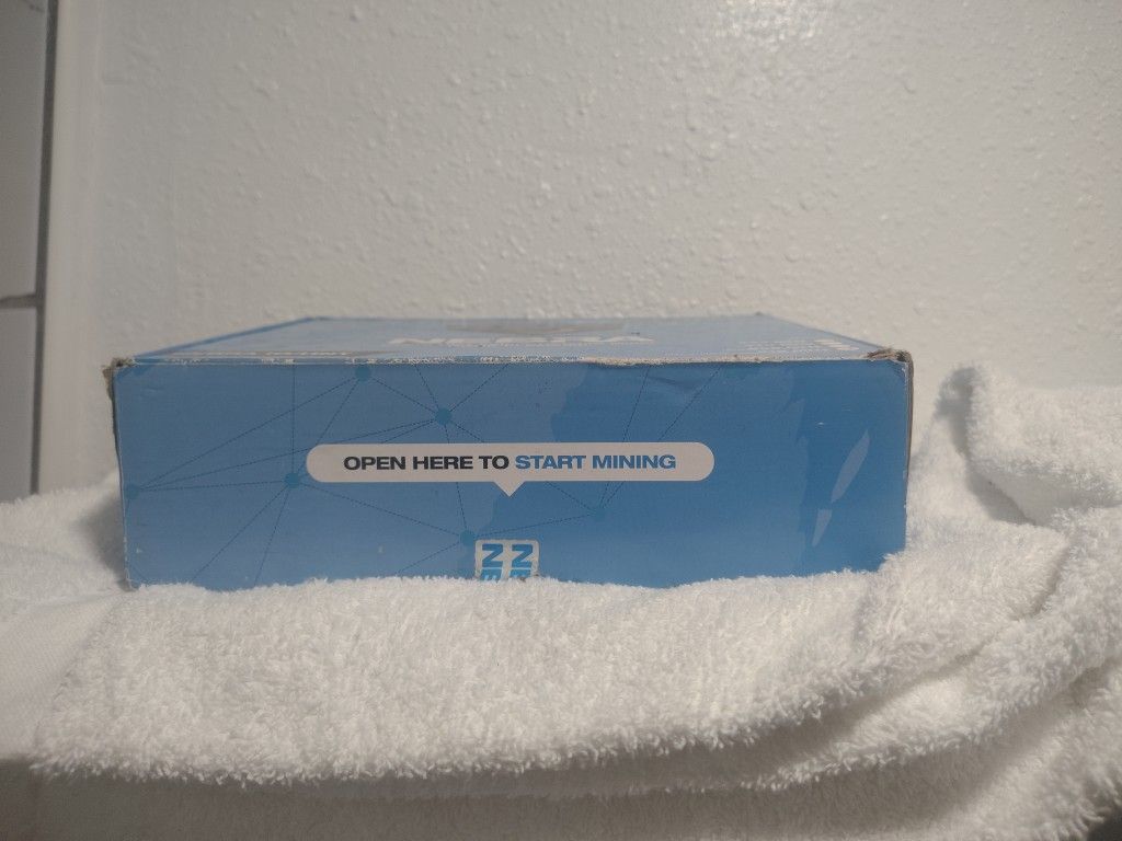 Nebra HNT ROCK PI Hotspot And HNT Crypto Miner