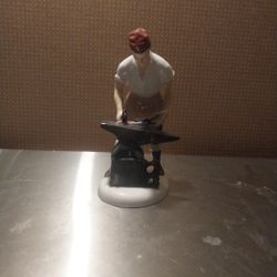 Royal  Daulton  The Blacksmith  Of Williamsburg 