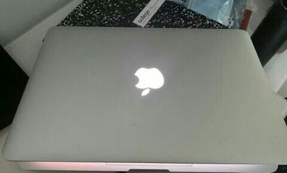 MacBook