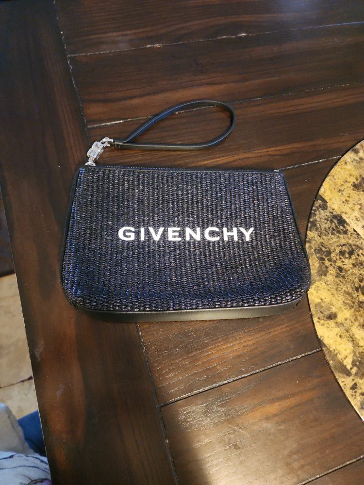 GIVENCHY  WOMENS  TRAVEL POUCH BAG