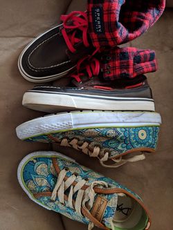 Size 6 Sperry's, discovery ,Birkenstocks,keens $18 each or 3 prs $45