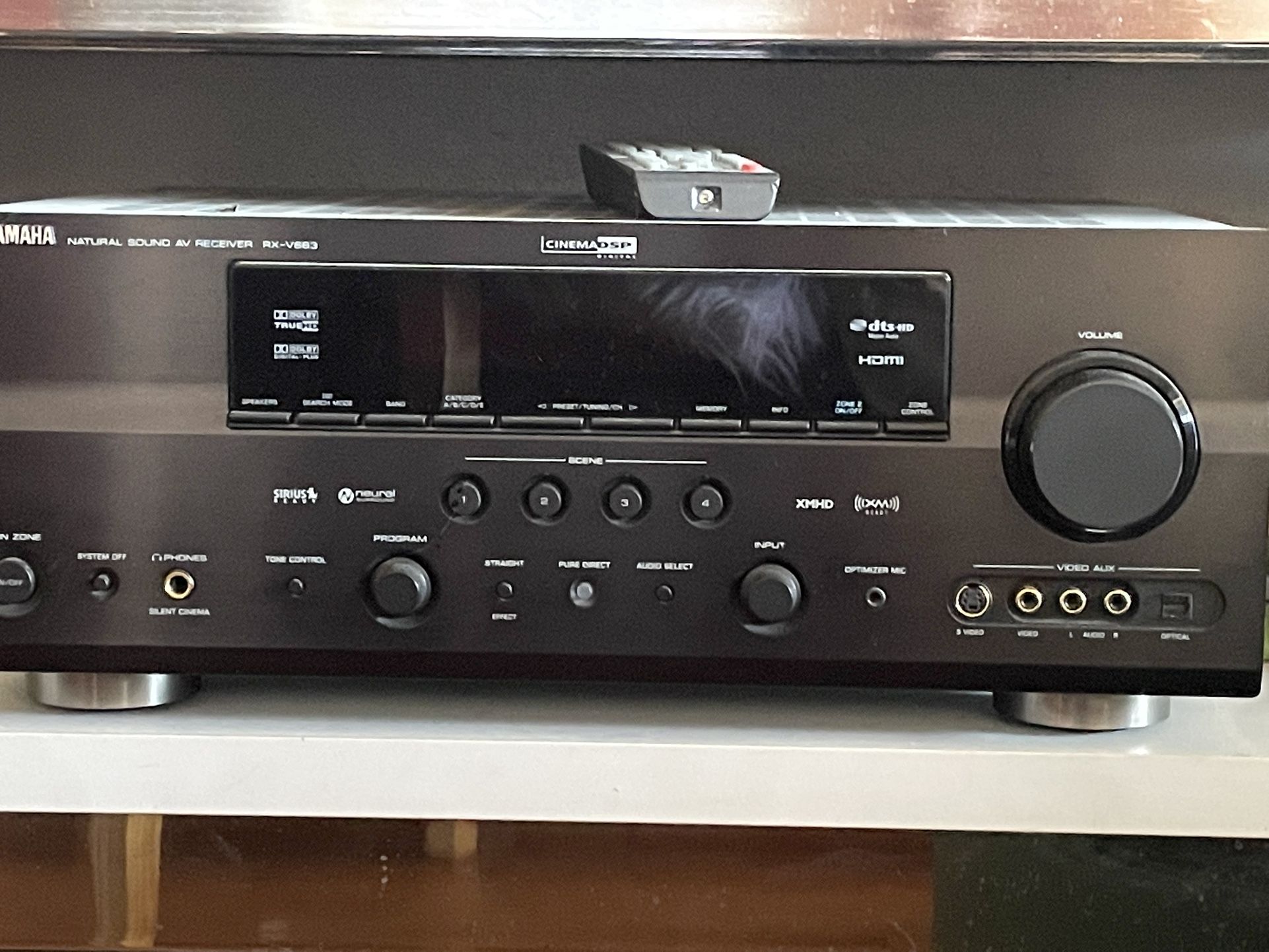Yamaha Receiver Home theater 5.1 Dlby Surround 2