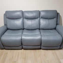 New Mindanao Slate Dual Power Reclining 100% Top Grain Leather Sofa Zero Gravity 4 Way Full Recline USB Ports