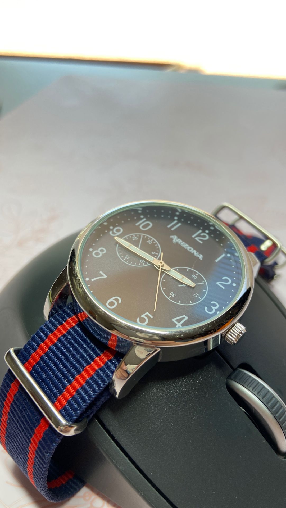 Arizona watch 40 millimeters navy blue and red