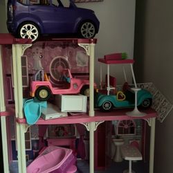 Barbie House And Accessories 