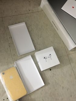 Dell laptop , MacBook Pro 13inch , iPhone XR unlocked different prices each