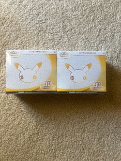 Pokemon 30th celebration etb