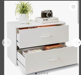 Short Dresser.