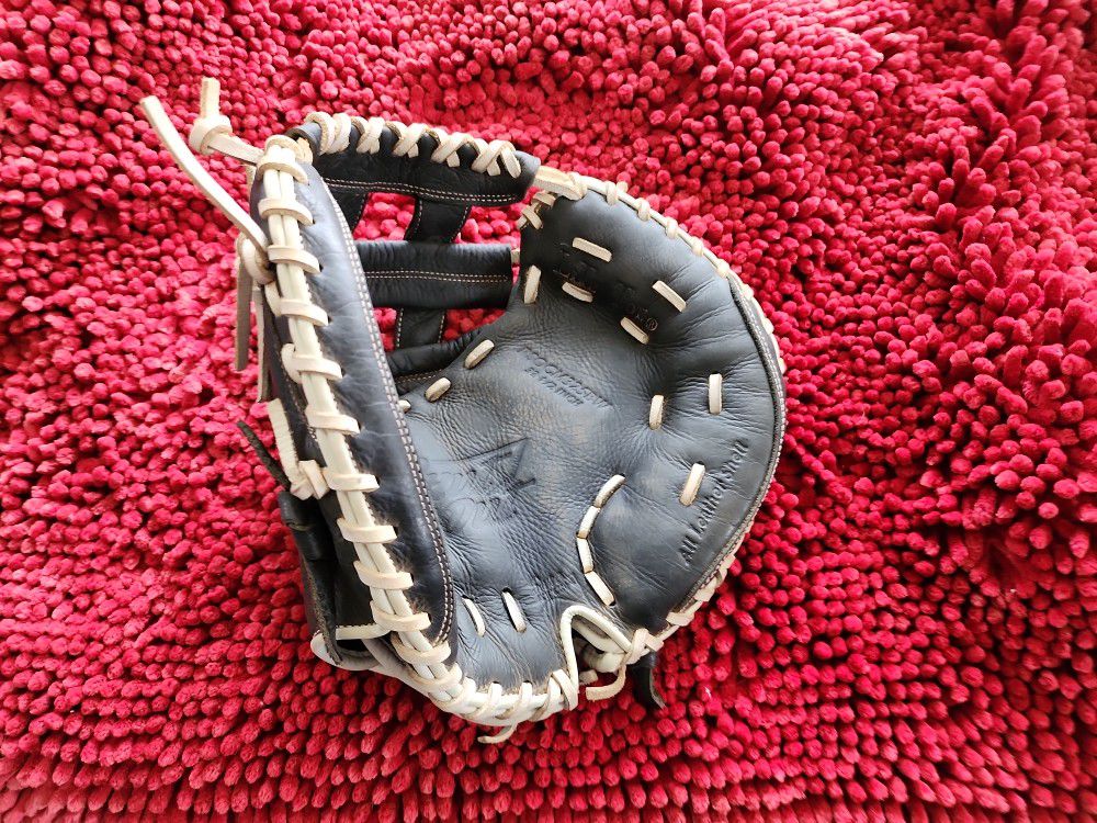 Softball Catchers Mitt-glove