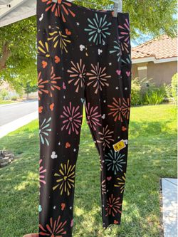 Disney Holiday Outfit Bundle – Christmas Pajama Top & Fireworks Leggings