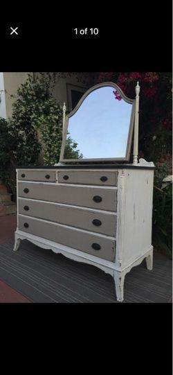 Vintage Mahogany Shabby Chic Dresser Chest of Drawers Vanity w/ Mirror