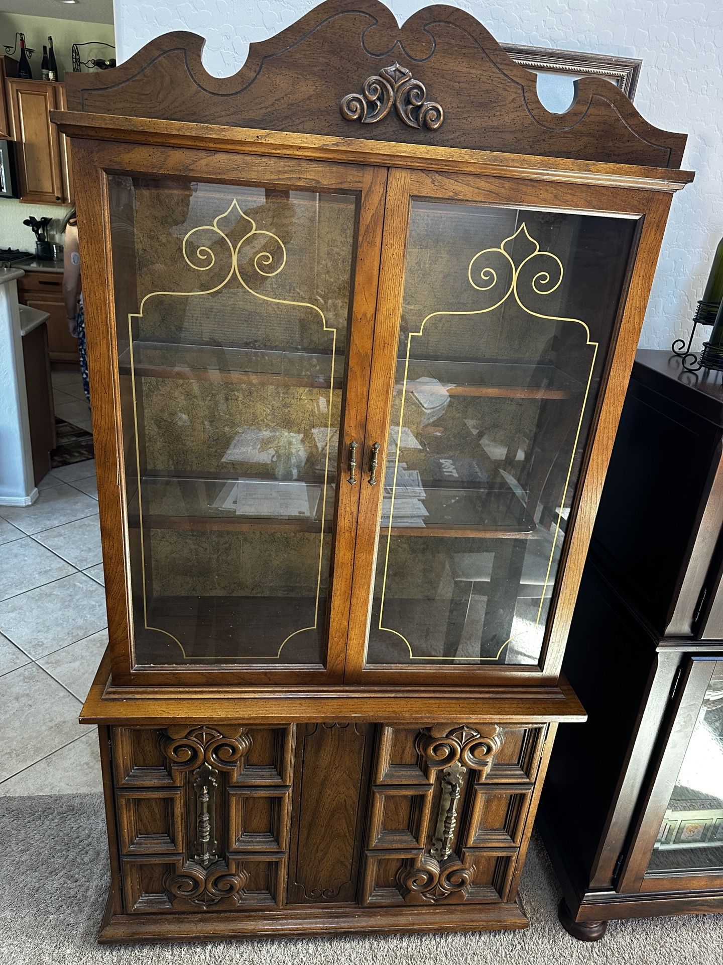 Antique Dining Curio Glass Cabinet/Hutch