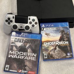 Ps4 With Controller And Games