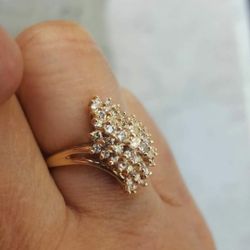 Beautiful 14K Diamond CLUSTERS COCKTAIL Ring SZ 7