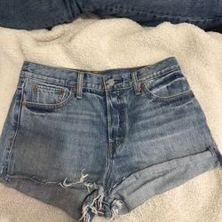 Vintage Levi Shorts Size 29