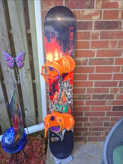 Libtech Attack Bannana size 159w w/ Union - Contact Pro bindings (size L)