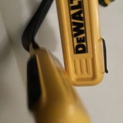 Dewalt Bluetooth Headset 