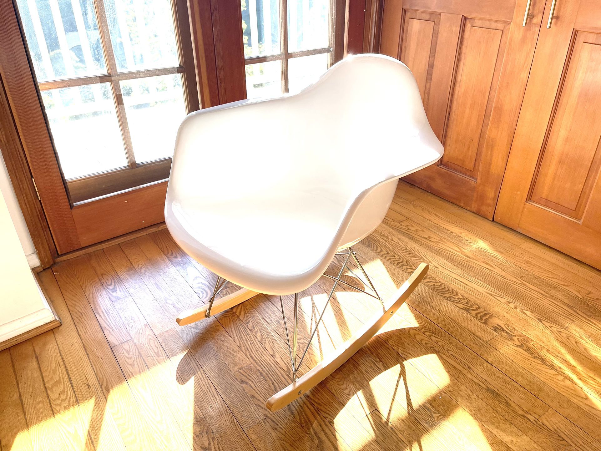 Real Mid Century  Modern Rocking Chair 