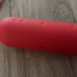 (Dr Dre edition pill speaker, water proof, dust proof, like new)