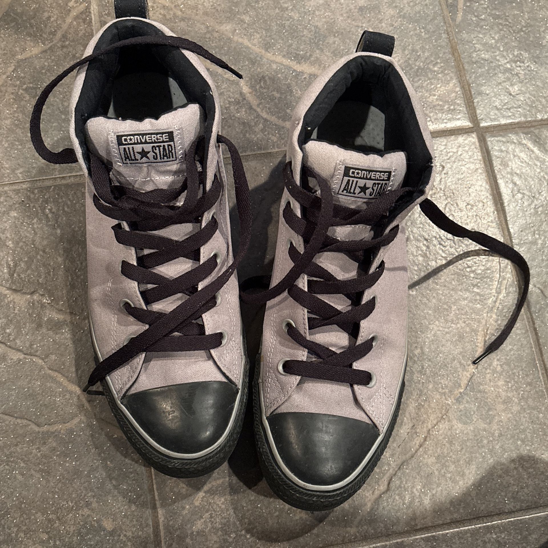 Converse Allstars Shoes Size 11