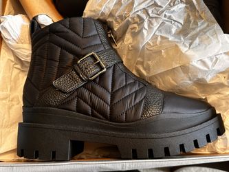 Vionic Janara Boot-New Size 9M 