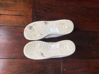 Air Force 1’s -size 7 unisex
