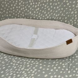 Parabella Baby Basket -Brand New 