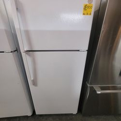 GE Refrigerator 