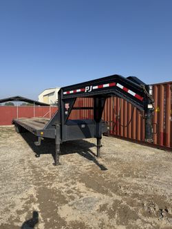 2022 36’ PJ Lo Pro Gooseneck Trailer $13500 OBO