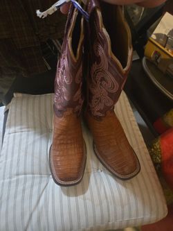 Woman’s Boots
