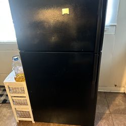 Refrigerator/stove