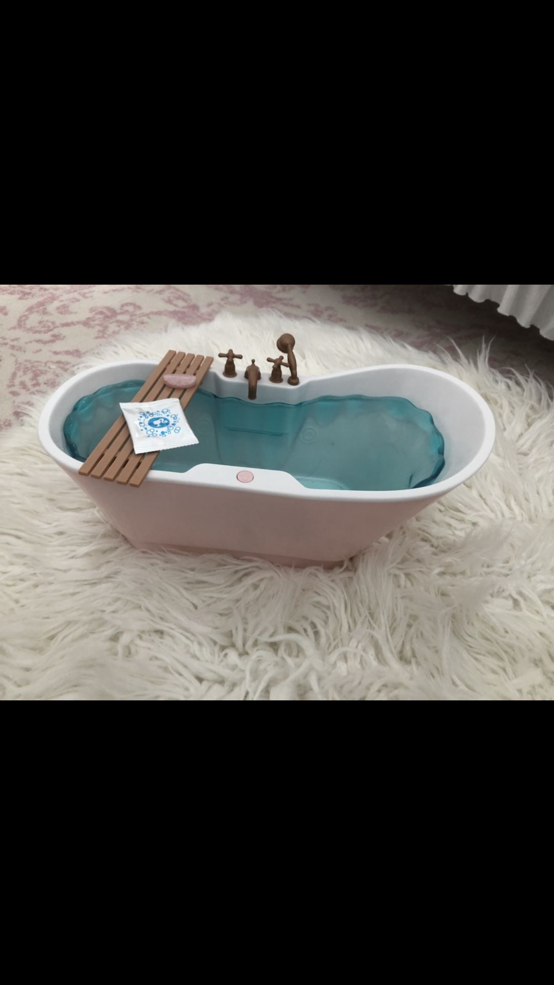 Bubble Bath Tub With Accessories