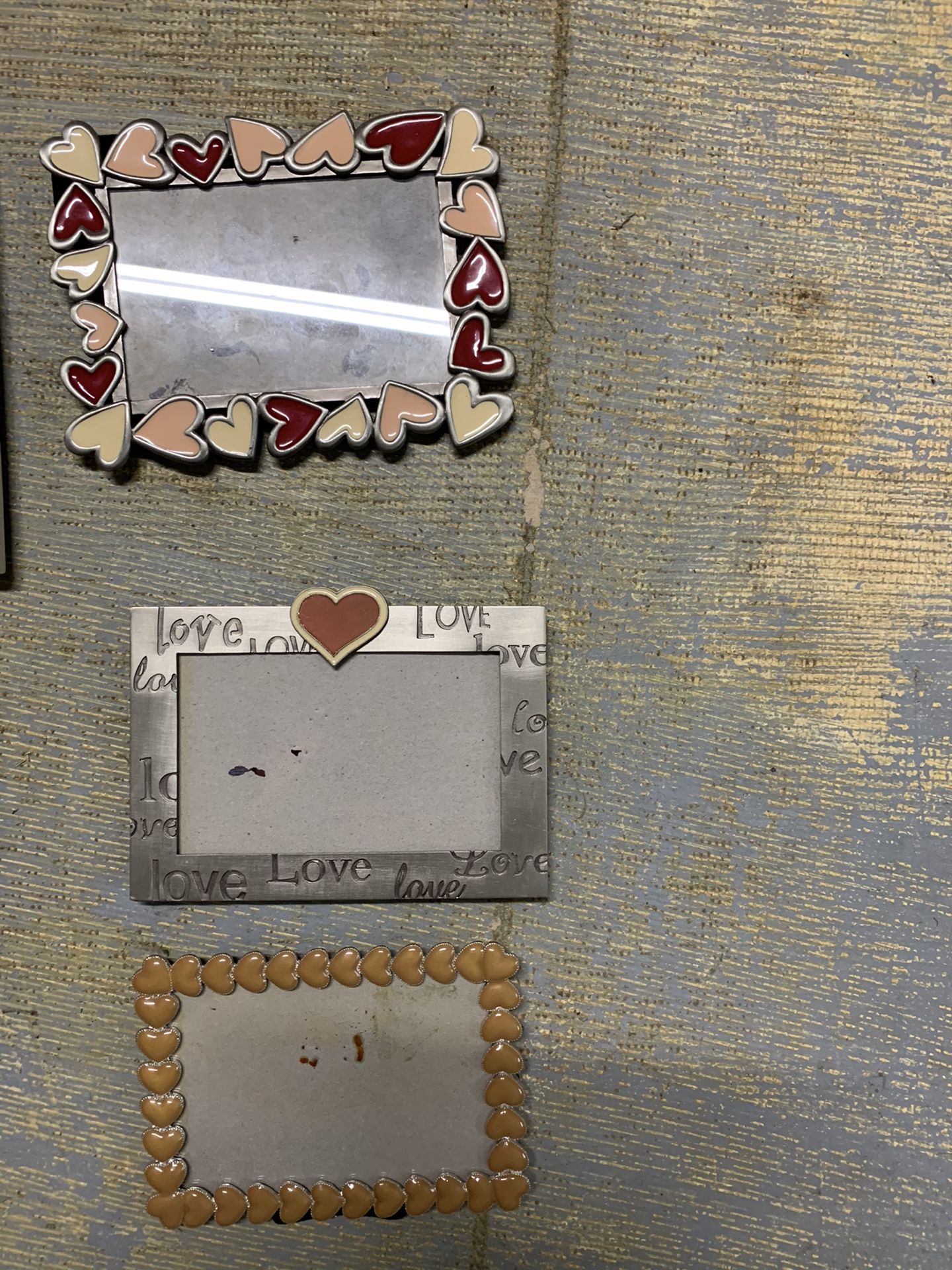 Heart picture frames. Artwork. Photo. for Sale in Boca Raton, FL OfferUp