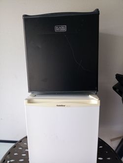 2 mini fridges! White and black Cold