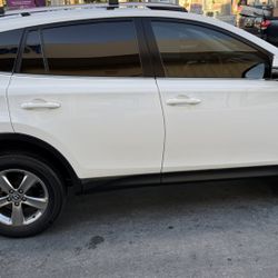 2015 Toyota Rav4 .... Super Clean 