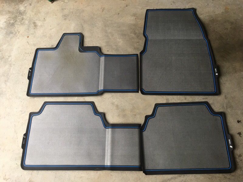 BMW i3 All Weather Floor Mats Front & Rear for Sale in Ellenwood, GA ...