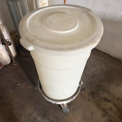 Rolling Trash Can 