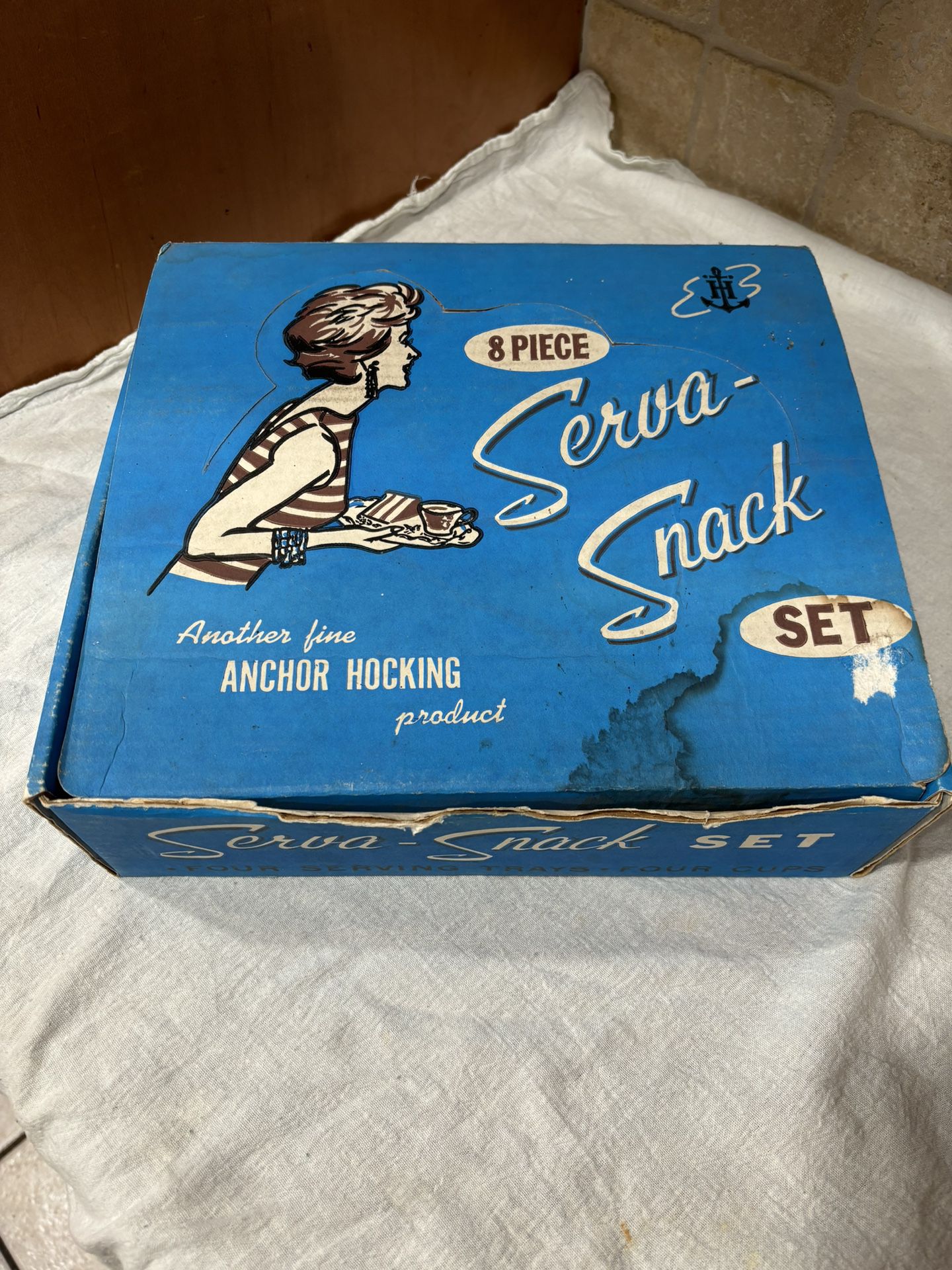 Vintage -Anchor Hocking Serva-Snack Set