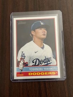 Dodgers Yoshinobu Yamamoto baseball card